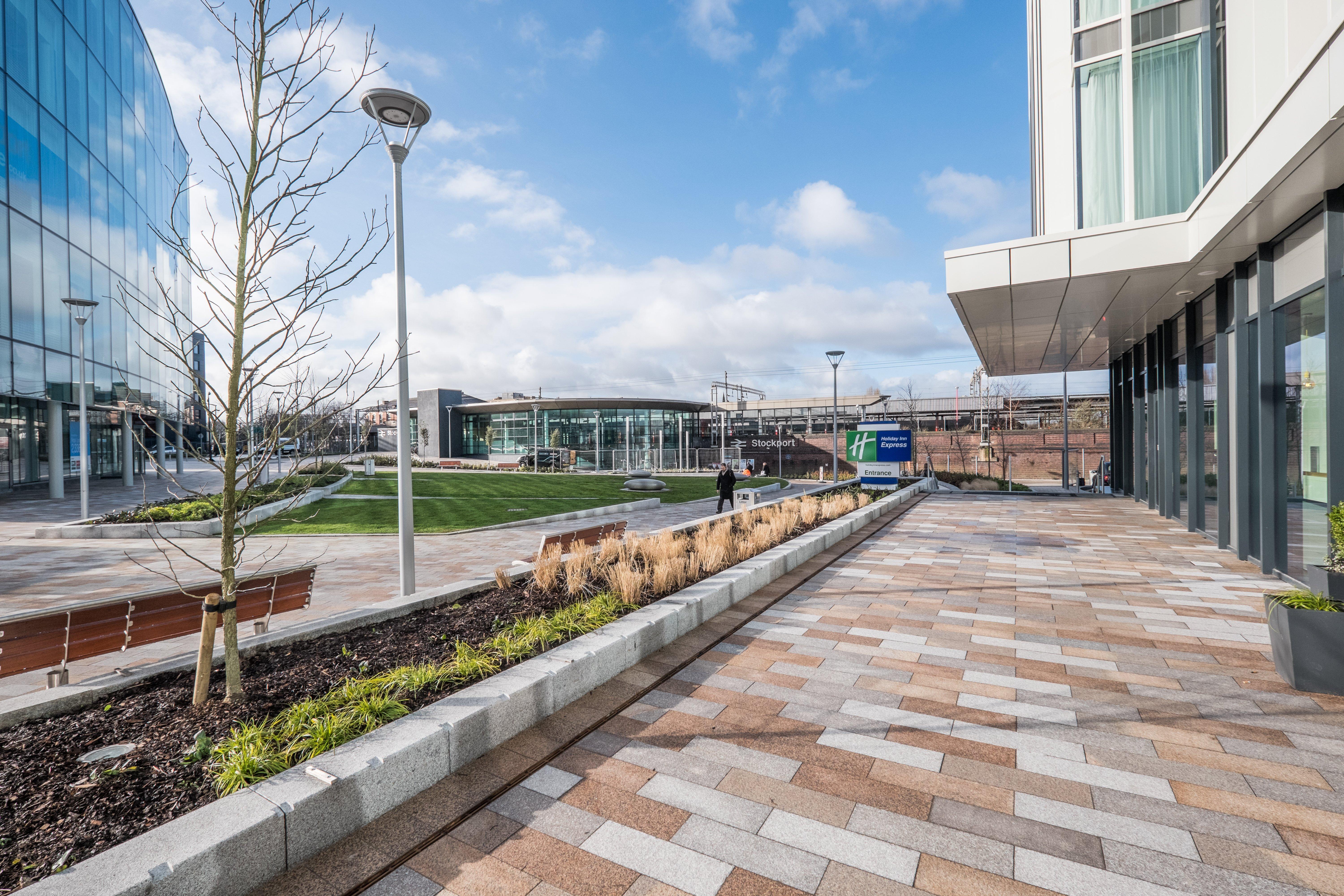 Holiday Inn Express - Stockport, An Ihg Hotel Extérieur photo